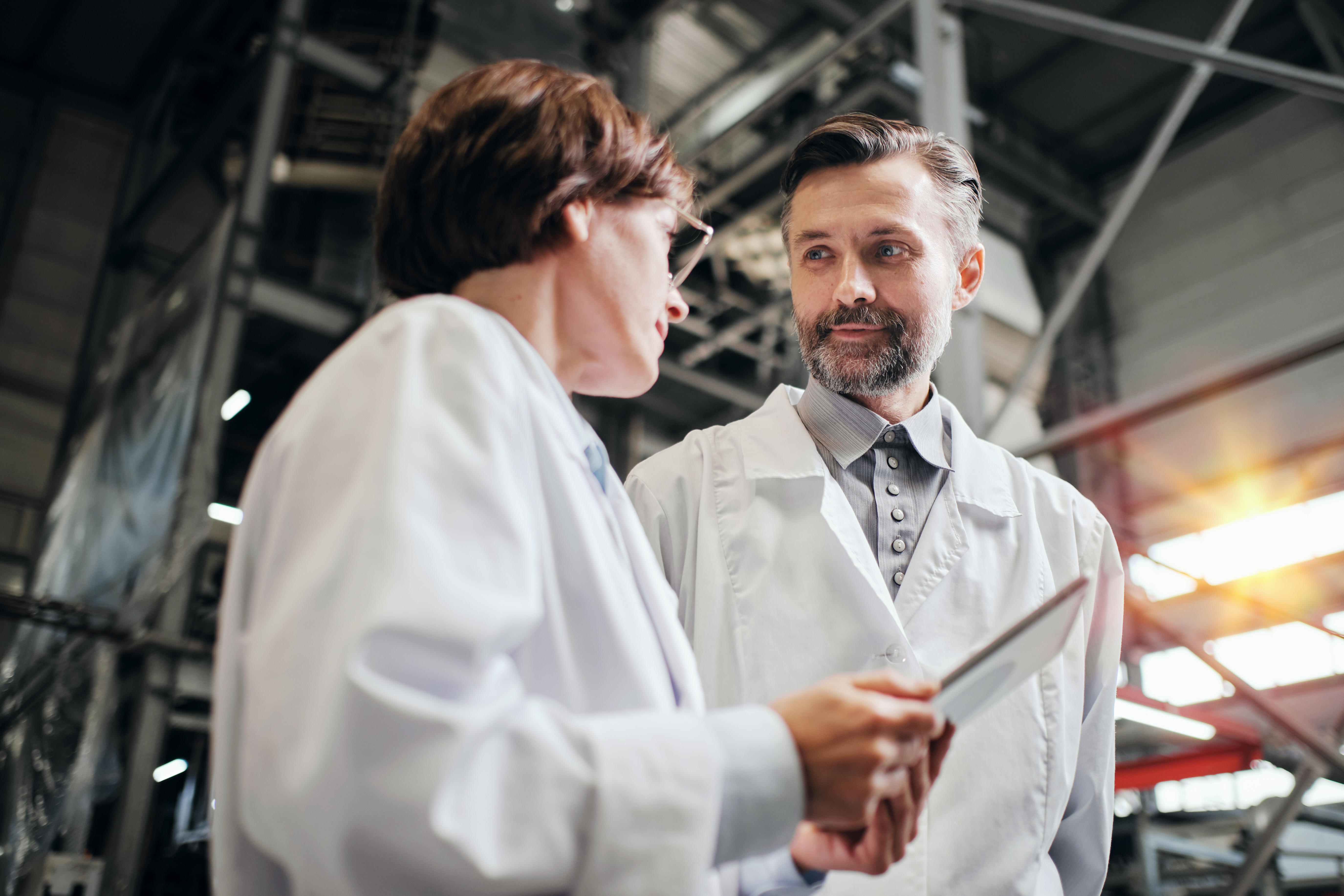 Taller sobre Mantenimiento Preventivo para Moldes de Inyección de Plástico de Colada Fría y Colada Caliente.