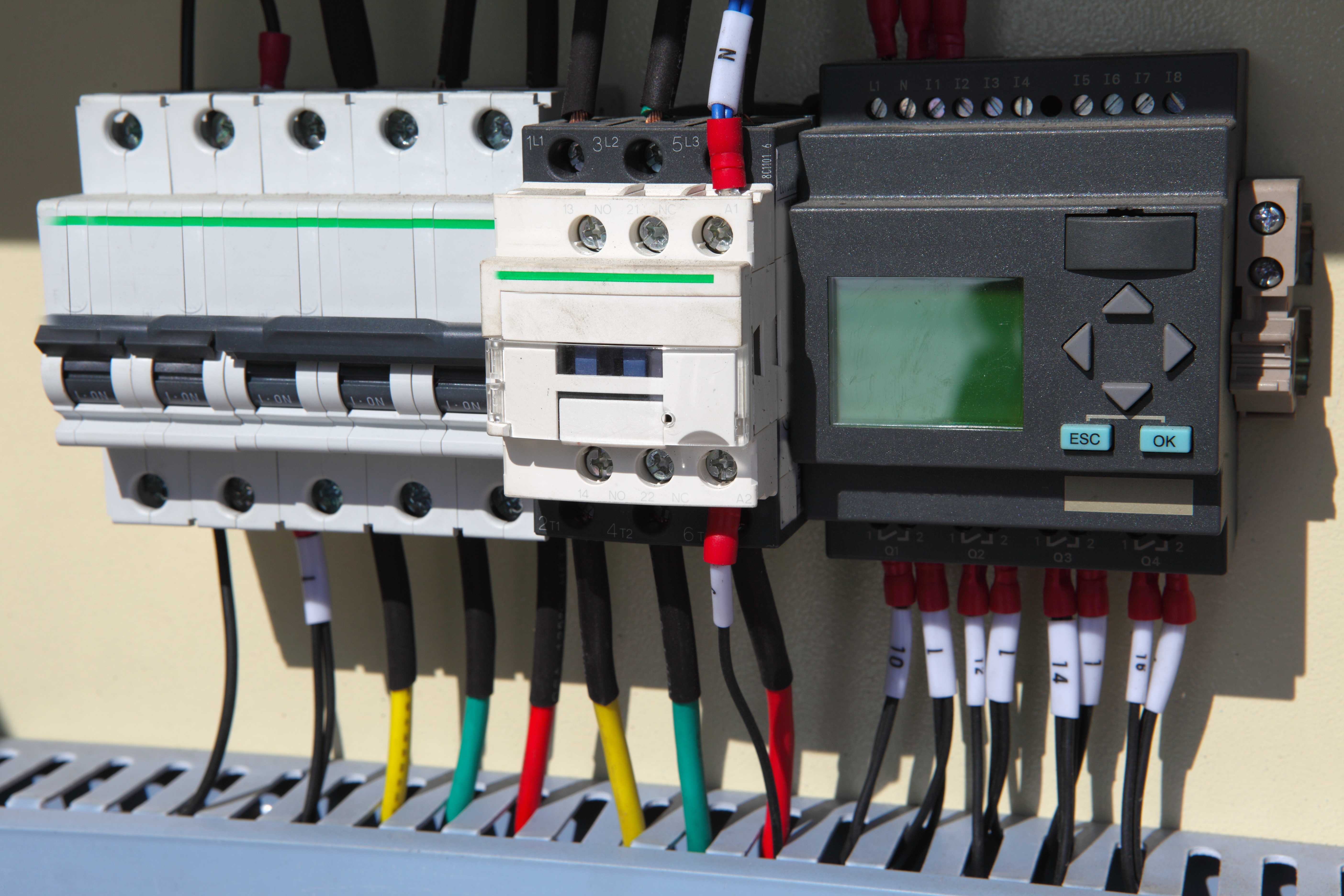 Curso Básico sobre Controladores Lógicos Programables – PLC Allen Bradley